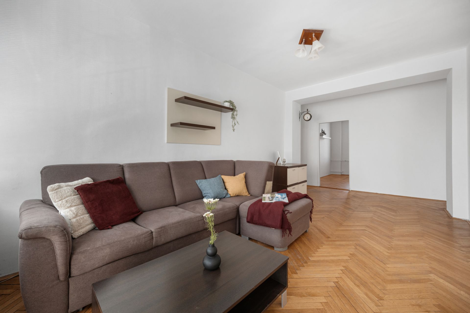 3 IZBOVÝ BYT NA HARMANECKEJ ULICI