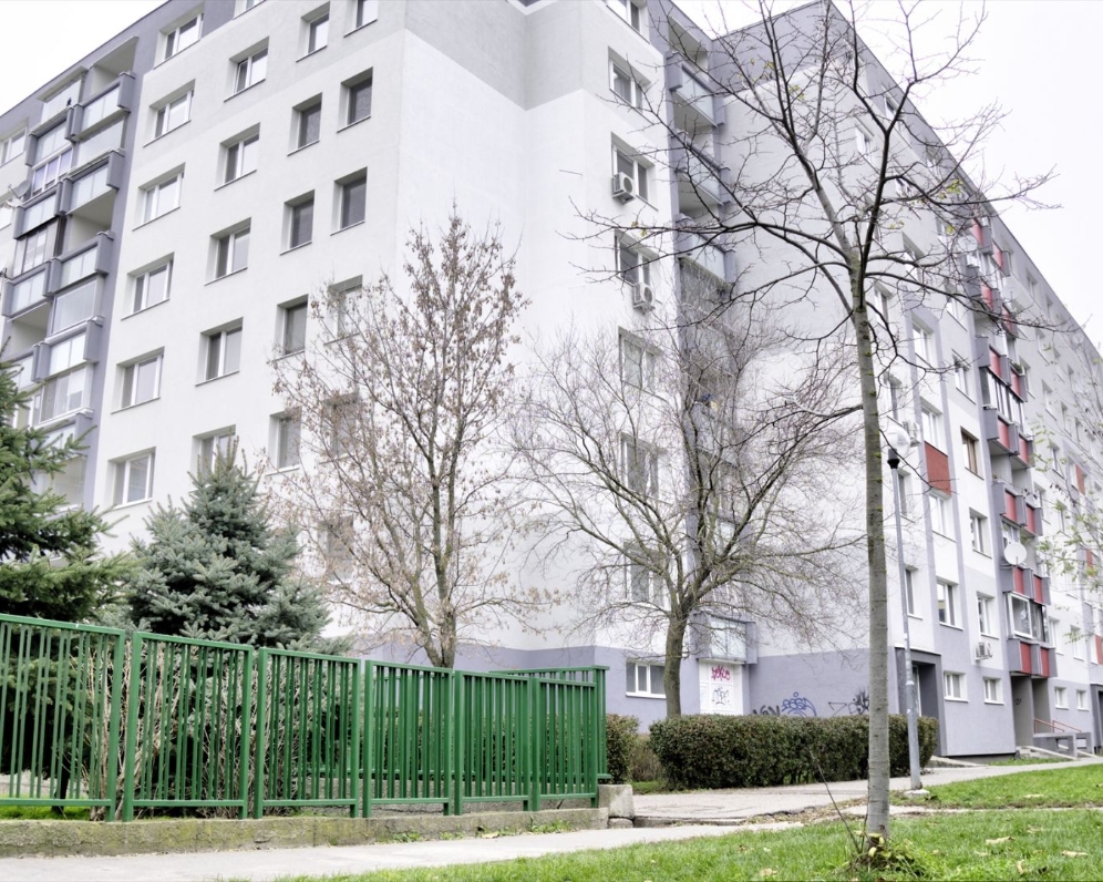 3 IZBOVÝ BYT NA KRÍKOVEJ ULICI - PREDANÉ